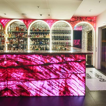 The Motley Hotel Richmond, Tapestry Collection By Hilton Melbourne Exterior photo